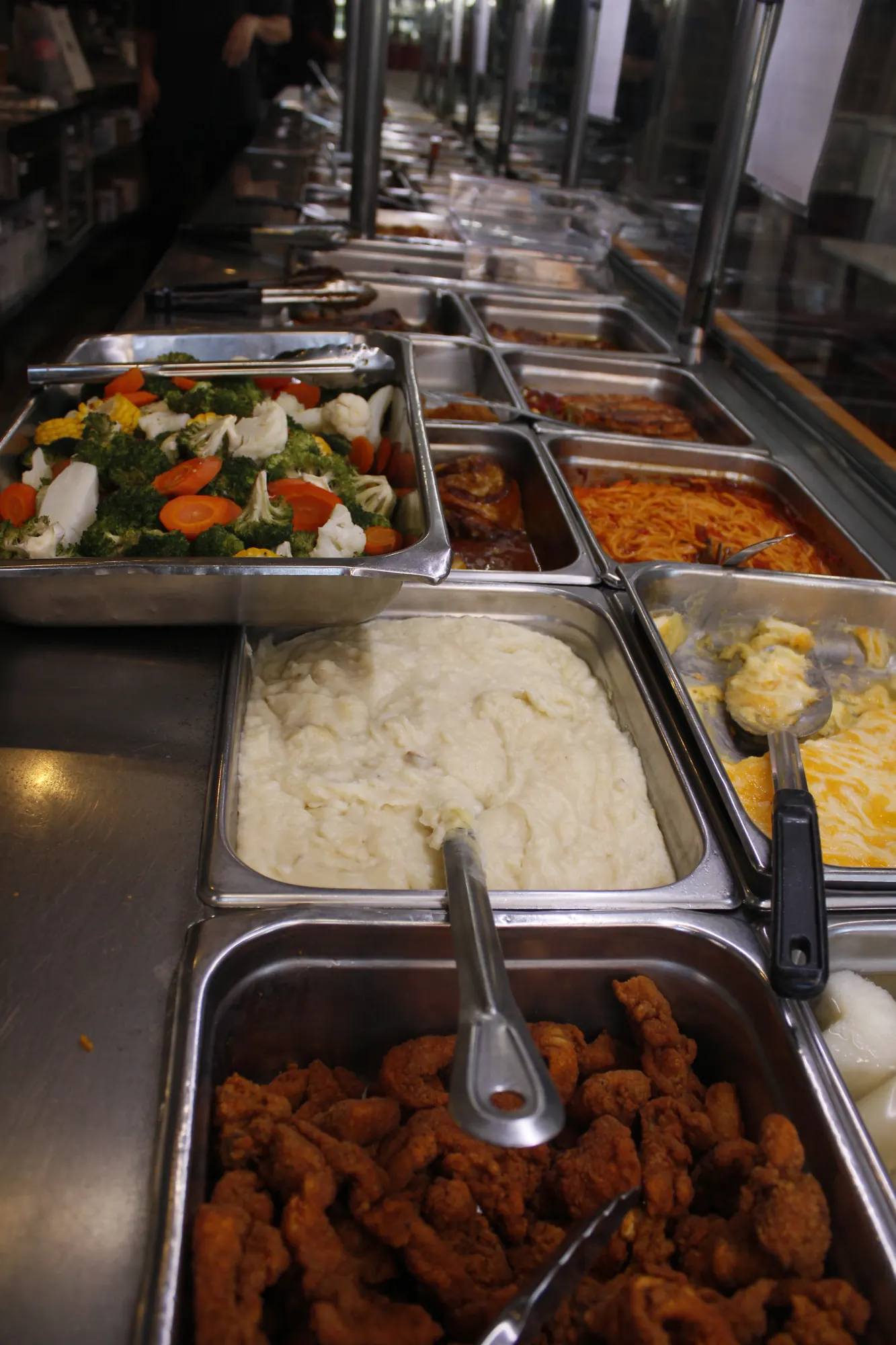 Fried chicken and mashed potatoes on the line